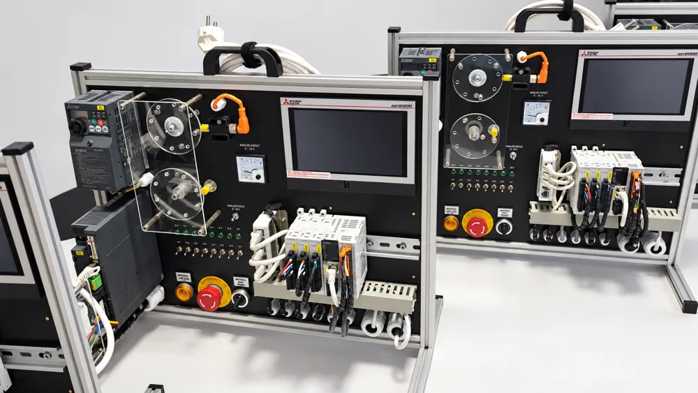Demo sets with Mitsubishi Electric equipment