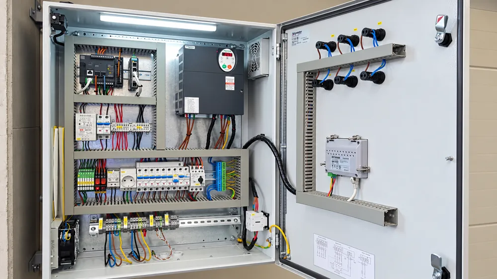 Control de ventiladores de extracción — 02